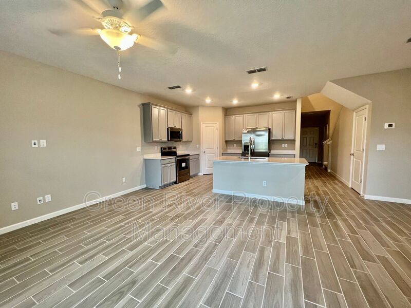 Lagoon Life + Luxury Living in St. Johns County - Beachwalk Townhome on the water! property image
