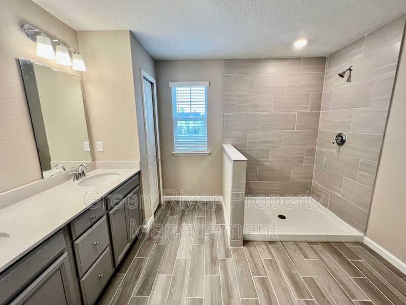 Lagoon Life + Luxury Living in St. Johns County - Beachwalk Townhome on the water! property image