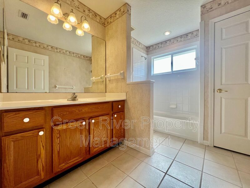 Gorgeous home in Fleming Island property image