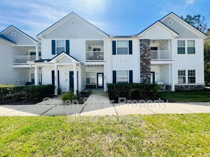 2200 Marsh Hawk Lane 507 Fleming Island, FL 32003 Green River