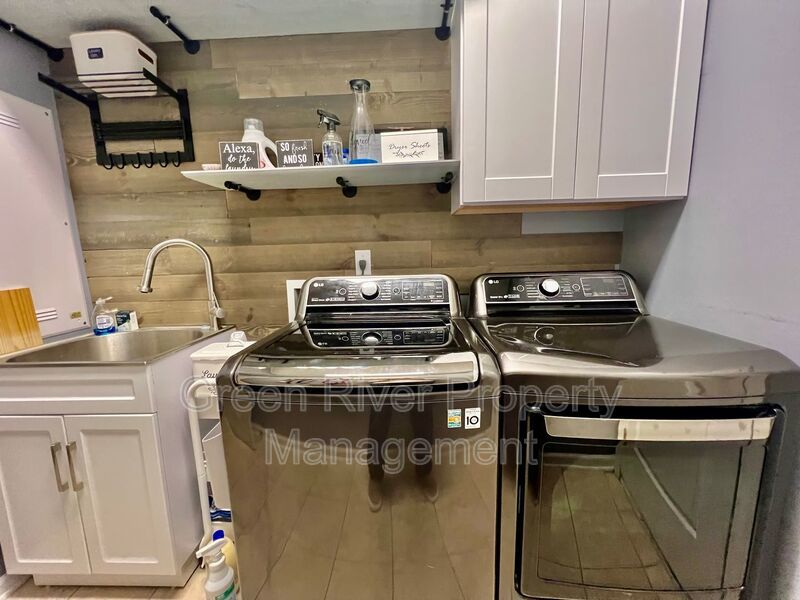 Heated Pool, Pets Welcome, & 3300 Sq Ft of Pure Florida Living in Bartram Springs! property image