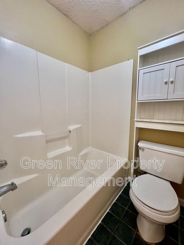 Greenfield Lakes Beauty | Fenced Yard, Sunroom & Pet Friendly! property image