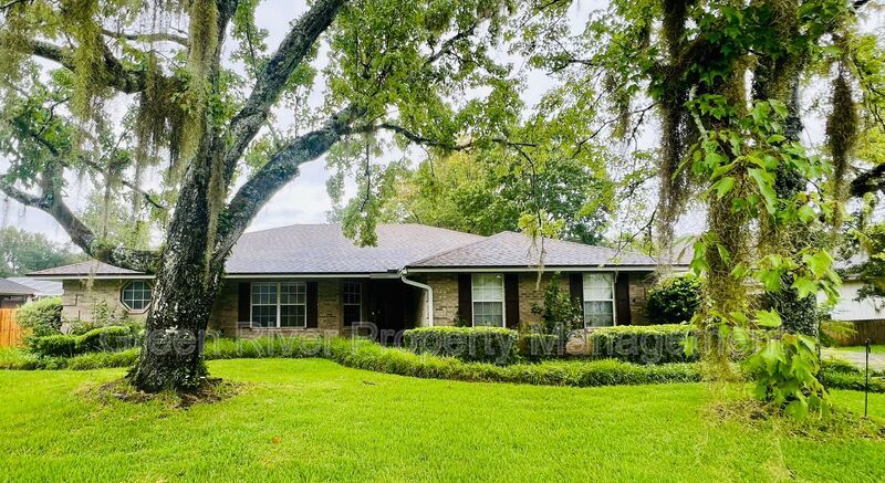 Poolside Peace in Oak Creek - Fleming Island Living at Its Finest!! property image