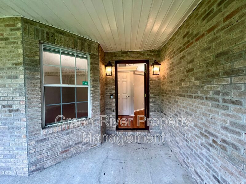 Poolside Peace in Oak Creek - Fleming Island Living at Its Finest!! property image