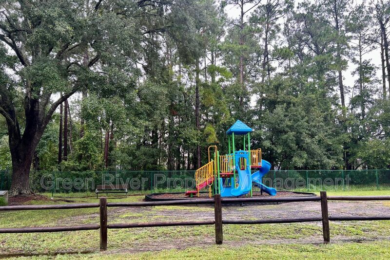 Poolside Peace in Oak Creek - Fleming Island Living at Its Finest!! property image