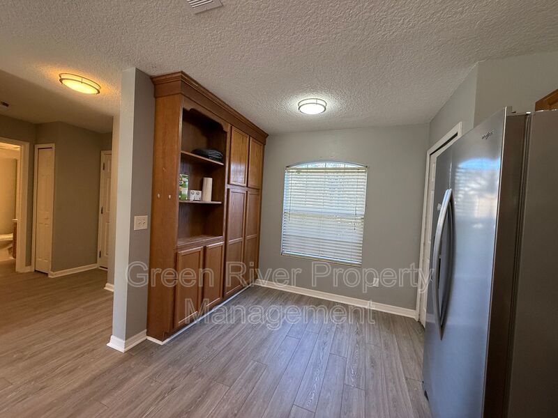 Highly desirable 3 bedroom, 2.5 bath Townhome in Fleming Island Plantation!! property image