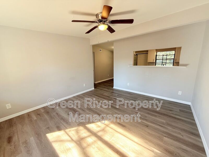 Bungalow in Jacksonville - Newly Renovated! property image
