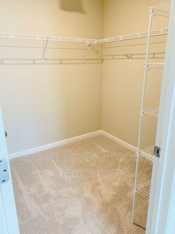 3 Bedroom 2.5 Bath Townhome in Beachwalk! property image