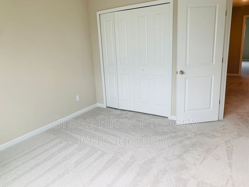 3 Bedroom 2.5 Bath Townhome in Beachwalk! property image