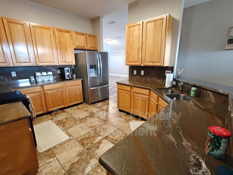 Spacious 5-Bedroom Home with Pond View & Resort-Style Amenities property image