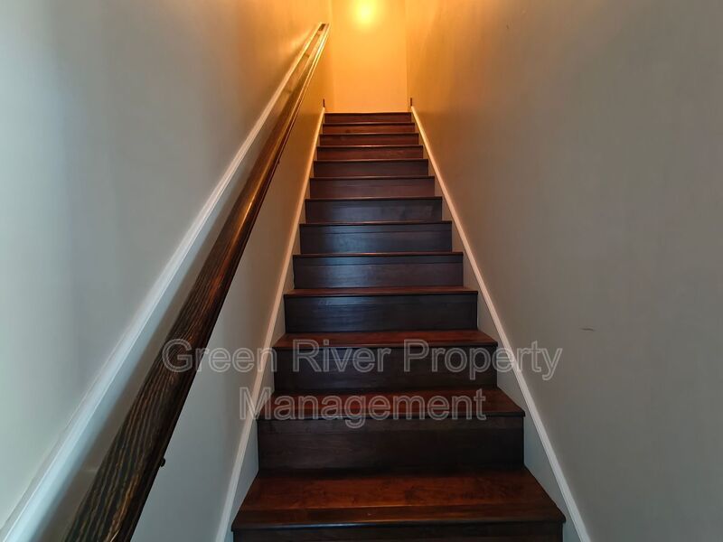 Spacious 5-Bedroom Home with Pond View & Resort-Style Amenities property image