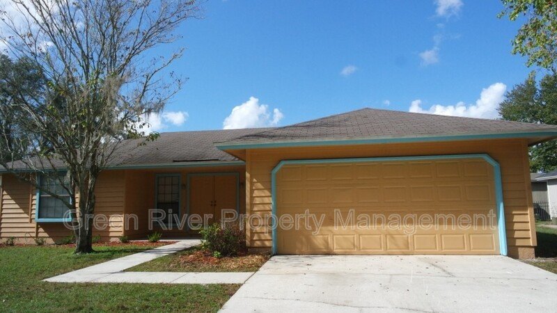 Adorable 3 bed 2 bath with open floor plan! property image