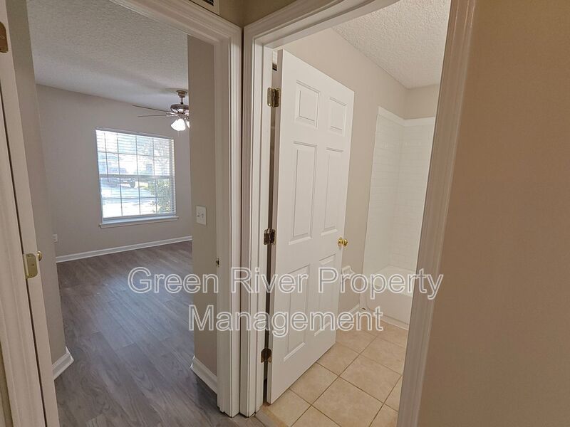 Charming 3-Bed Home with Great Amenities & Spacious Backyard property image