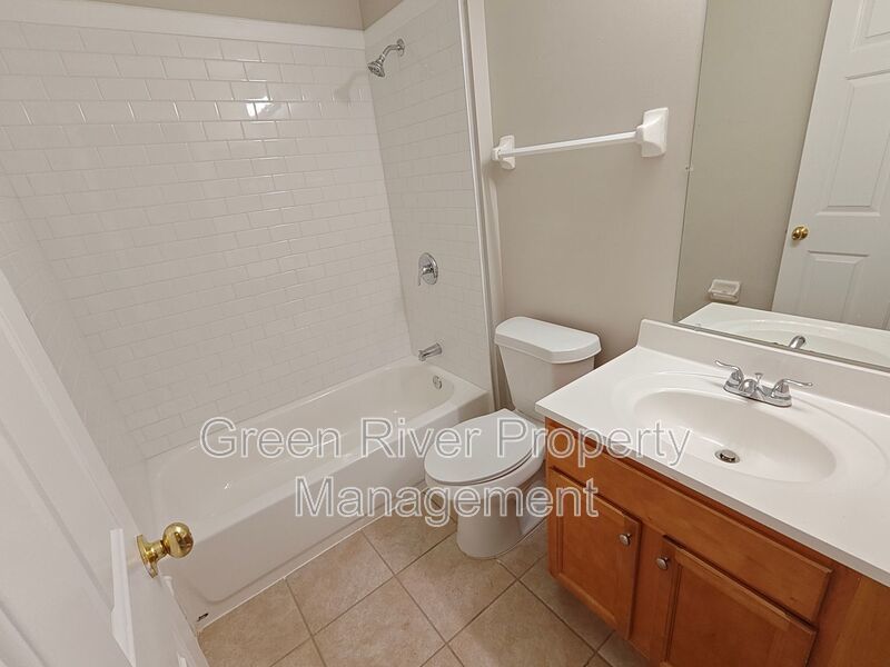 Charming 3-Bed Home with Great Amenities & Spacious Backyard property image