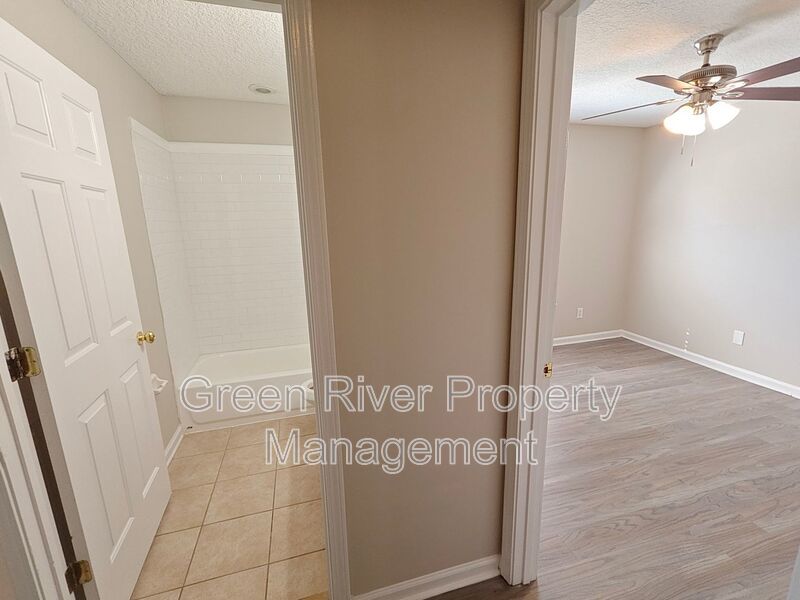 Charming 3-Bed Home with Great Amenities & Spacious Backyard property image