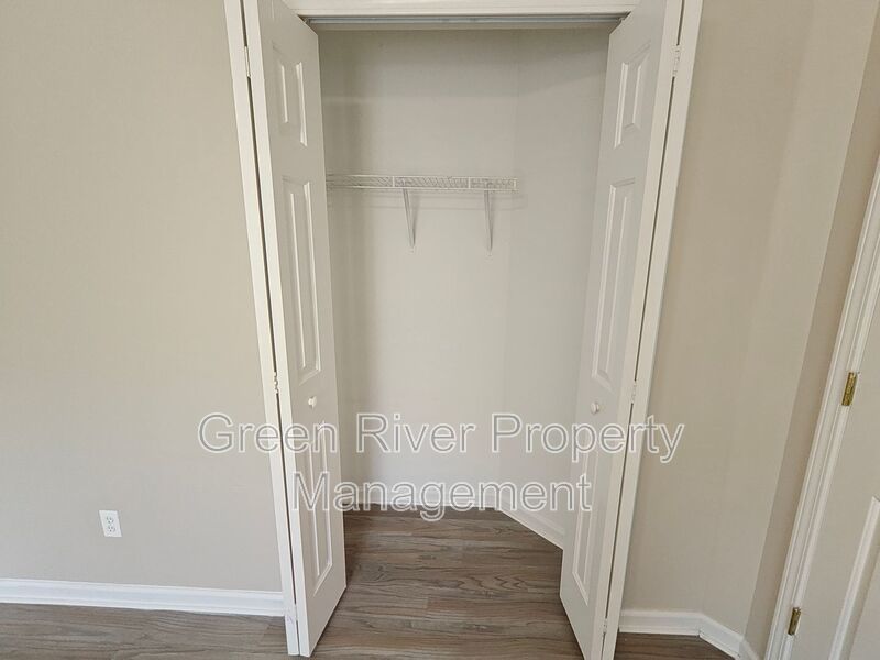 Charming 3-Bed Home with Great Amenities & Spacious Backyard property image