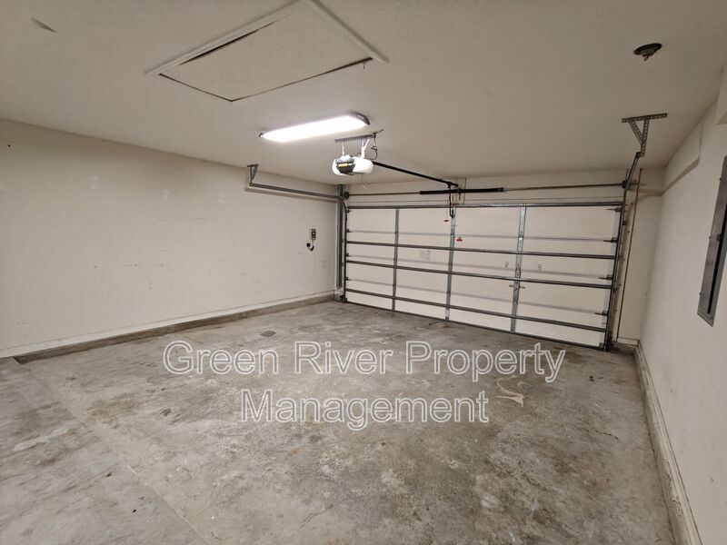 Charming 3-Bed Home with Great Amenities & Spacious Backyard property image