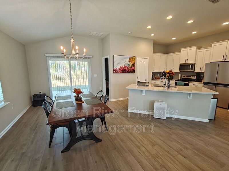 Beautiful 3 Bedroom / 2 Bath Home for Rent in Yulee! property image