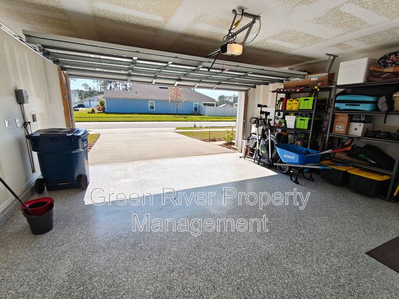 Beautiful 3 Bedroom / 2 Bath Home for Rent in Yulee! property image