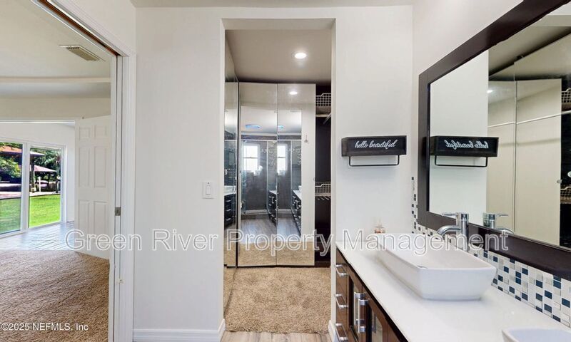 Waterfront Luxury Living – 4 Bed / 3 Bath – Over 2,600 Sq Ft property image