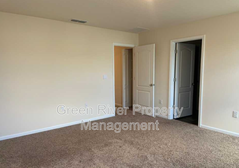 Beautiful 2-Story Home with Scenic Pond View property image