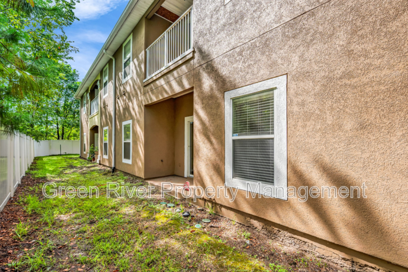 Spacious 2 Bedroom/2 Bathroom Condo in Gated Community with Pool property image