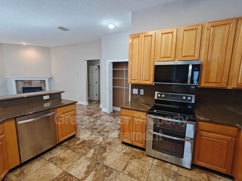 Spacious 5-Bedroom Home with Pond View & Resort-Style Amenities property image