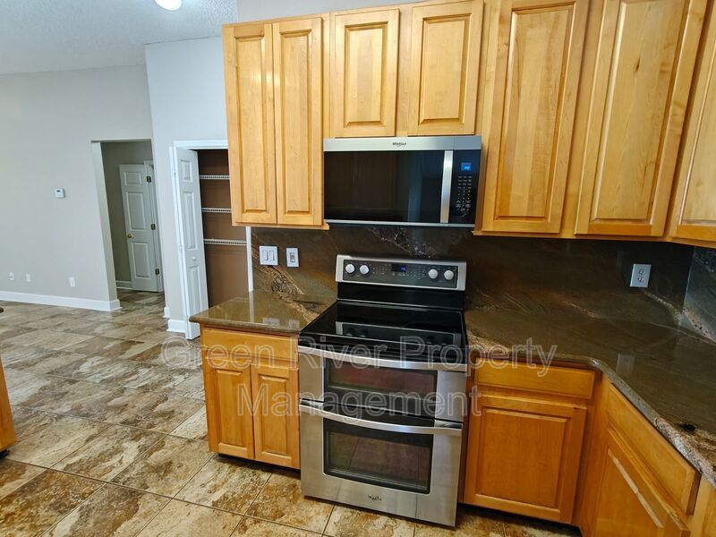 Spacious 5-Bedroom Home with Pond View & Resort-Style Amenities property image