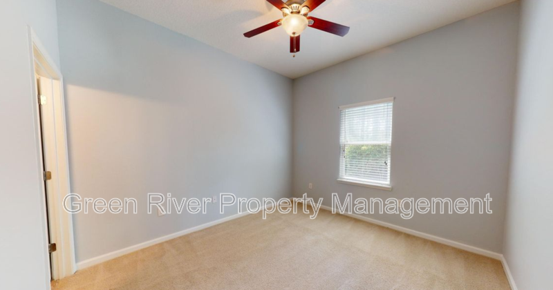 Chic 3-Bed, 2-Bath Condo in Greenstone at Aberdeen! property image