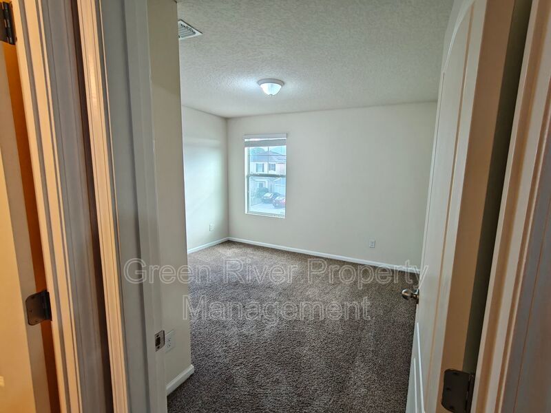 Spacious 3 Bedroom/2.5 Bathroom Two-Story Home with Garage & Fenced Yard property image