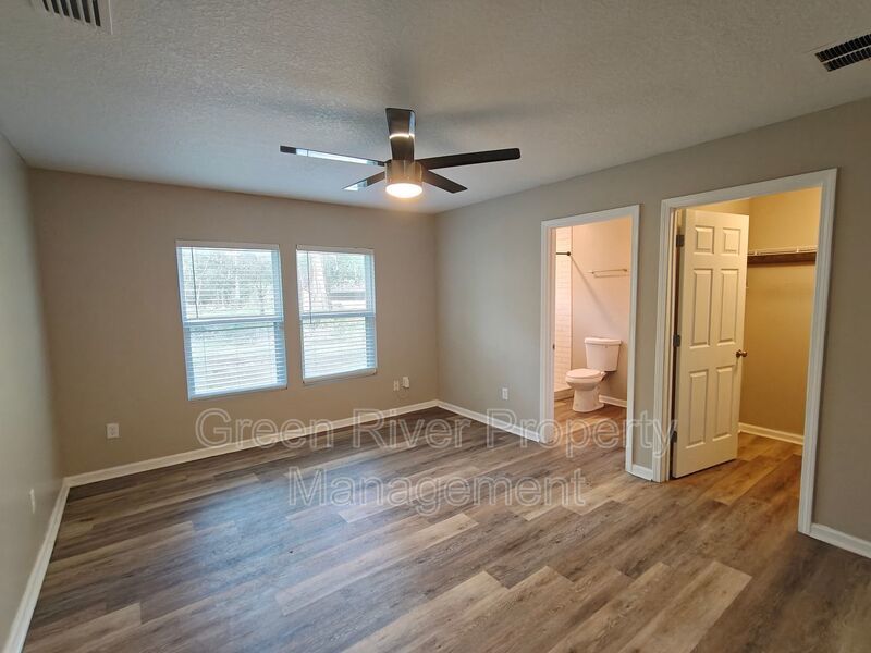 Charming 3-Bedroom Home with Spacious Yard property image