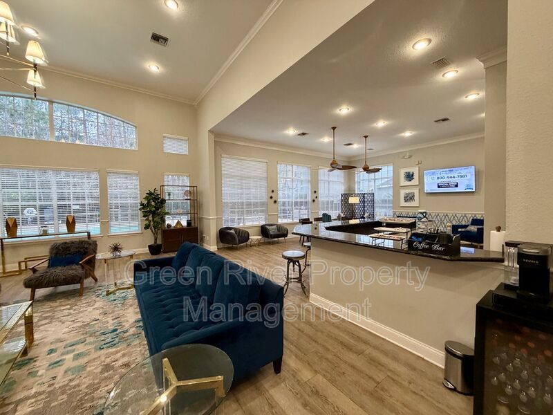 Fresh 2 Bed, 2 Bath Condo with Top Amenities in Cobblestone - Fleming Island!! property image