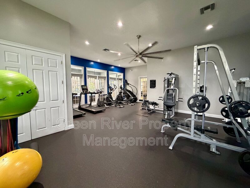 Fresh 2 Bed, 2 Bath Condo with Top Amenities in Cobblestone - Fleming Island!! property image