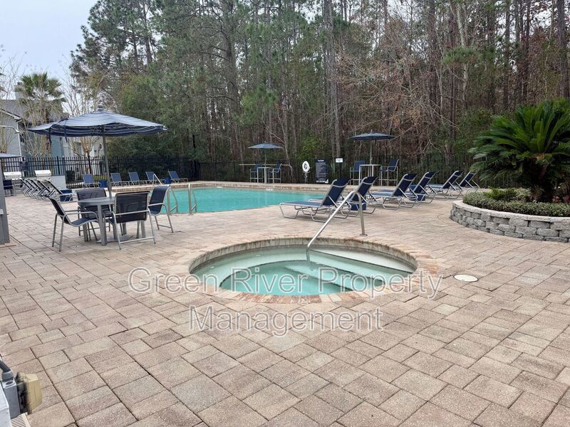 Fresh 2 Bed, 2 Bath Condo with Top Amenities in Cobblestone - Fleming Island!! property image