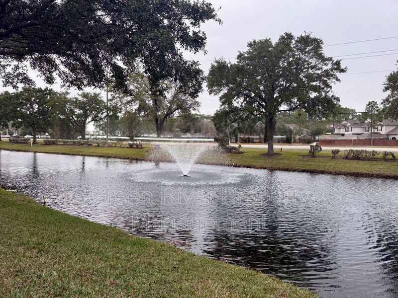 Fresh 2 Bed, 2 Bath Condo with Top Amenities in Cobblestone - Fleming Island!! property image