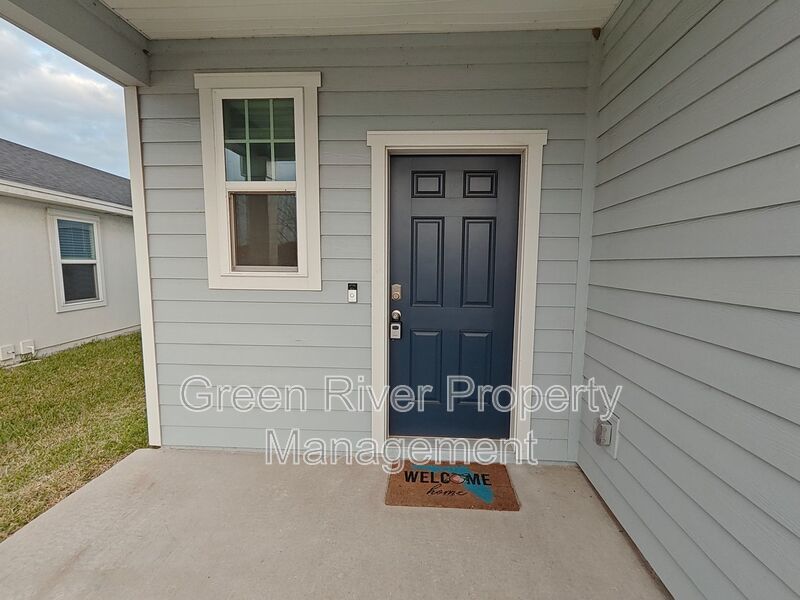 Beautiful 4-Bedroom Home for Rent in Green Cove Springs property image