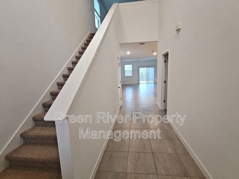 Beautiful 4-Bedroom Home for Rent in Green Cove Springs property image