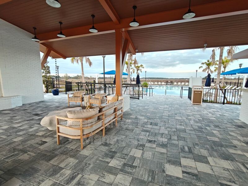 Beautiful 4-Bedroom Home for Rent in Green Cove Springs property image