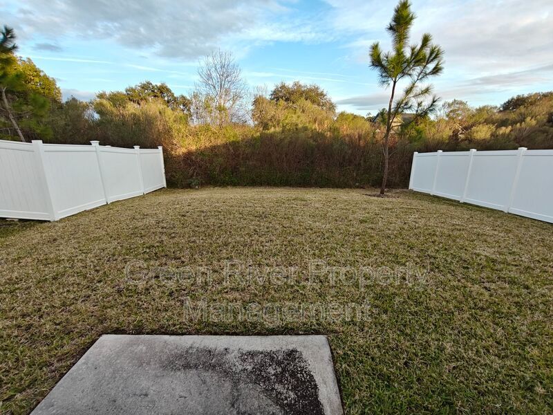 Beautiful 4-Bedroom Home for Rent in Green Cove Springs property image