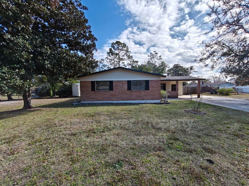 Charming 3BR Pool Home in Orange Park! property image