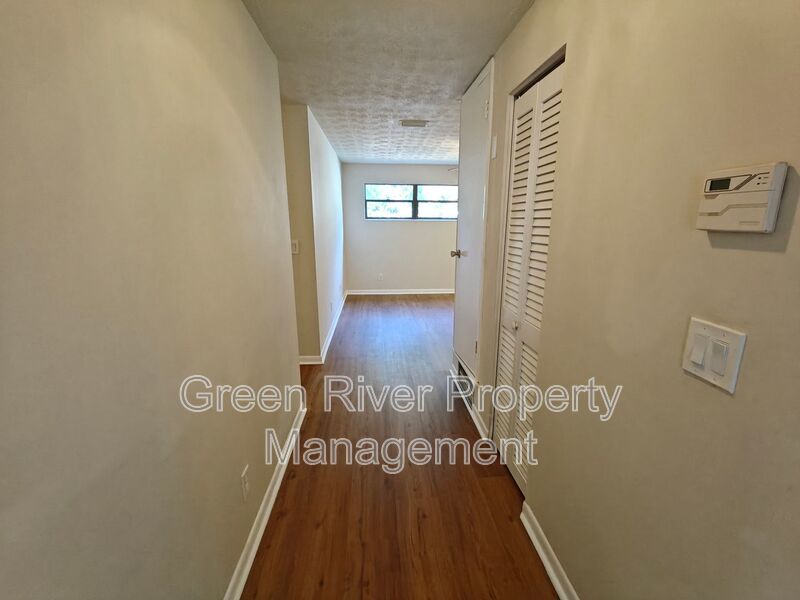 Charming 3BR Pool Home in Orange Park! property image