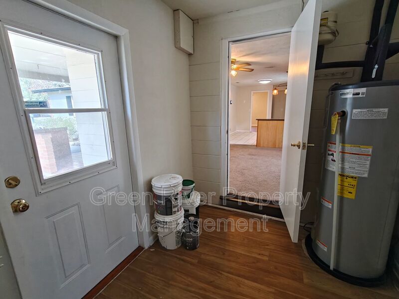 Charming 3BR Pool Home in Orange Park! property image