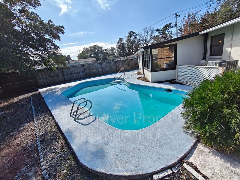 Charming 3BR Pool Home in Orange Park! property image