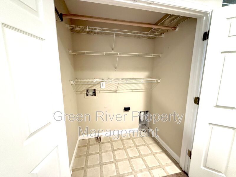 3 Bedroom, 2.5 Bathroom Townhome located in Fleming Island!! property image