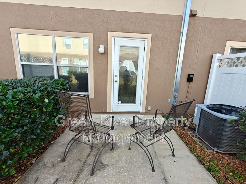 3 Bedroom, 2.5 Bathroom Townhome located in Fleming Island!! property image