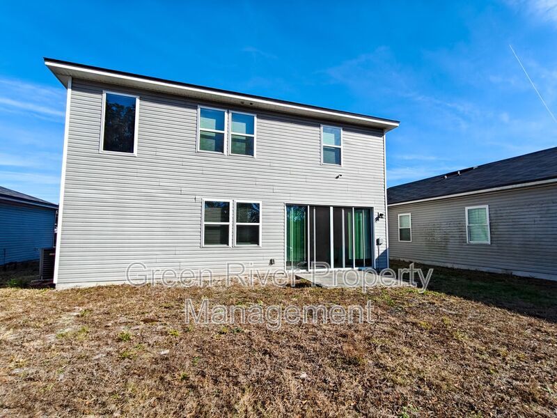 Stylish Two-Story 4BR Home with Open Concept & Spacious Backyard property image