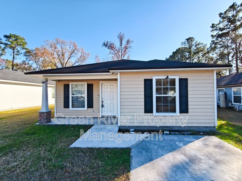 Spacious 4-Bedroom Home with Fenced Yard & Pet-Friendly Living property image