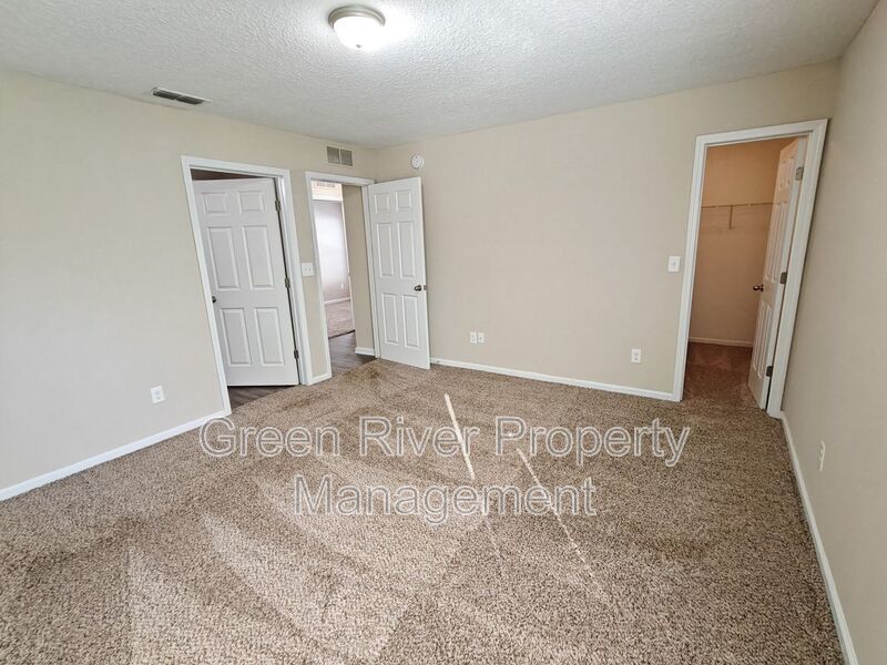 Spacious 4-Bedroom Home with Fenced Yard & Pet-Friendly Living property image