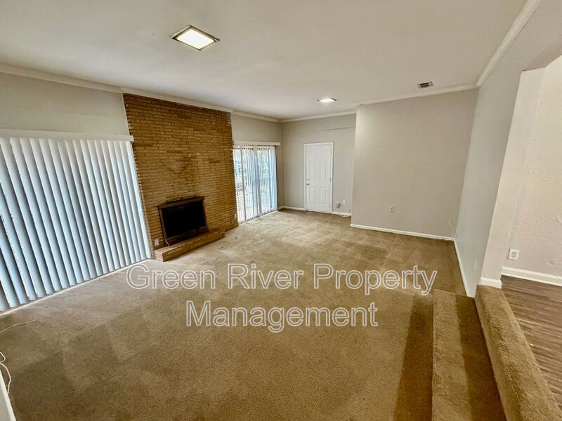 Spacious & Stylish 4-Bedroom Retreat with Den, Fireplace in Spring Park! property image