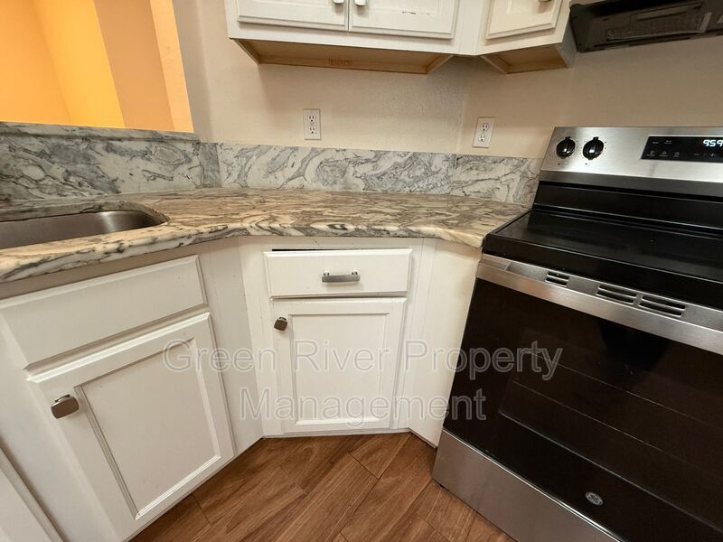 One-Story End Unit Oasis Backing to Preserve - No Carpet + Plantation Amenities!! property image